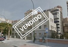 Edificio uso flexible  en venta en M&aacute;laga, La Malagueta